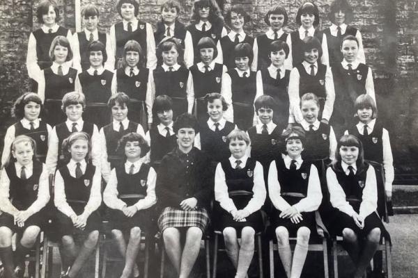 chs09114 Girls High School photograph 1966.jpg