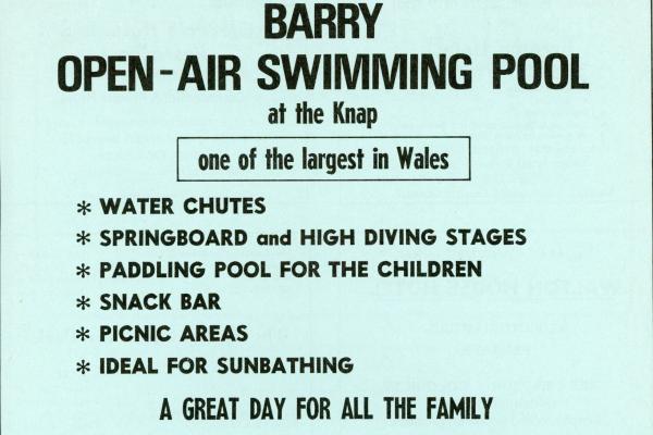 chs09123 Barry open air swimming pool 1970s.jpg