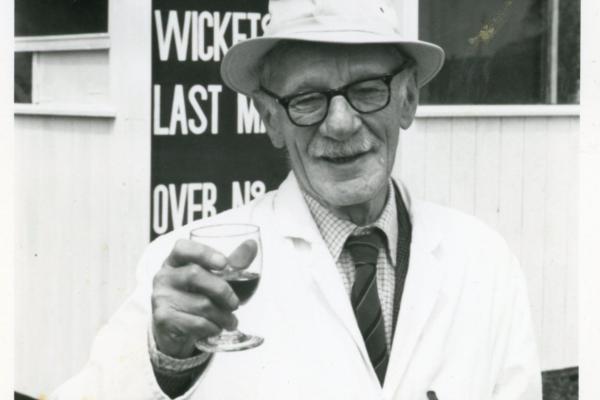 chs09210 Selwyn Davies cricket club.jpg