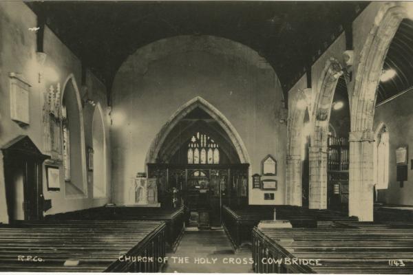 chs09216 Holy Cross church interior view.jpg