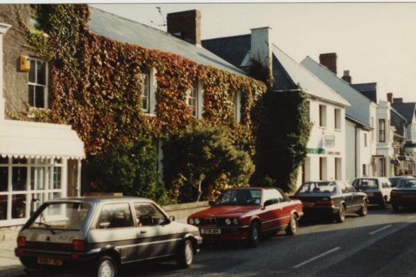 chs09323-1 x045 High St north side 1991.jpg