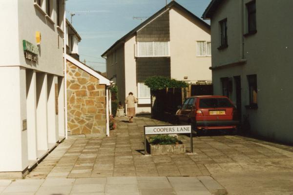 chs09350 x045 Coopers Lane 1994.jpg