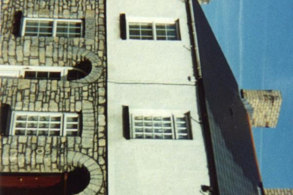 chs09363 x045 Eastgate north side 1994.jpg