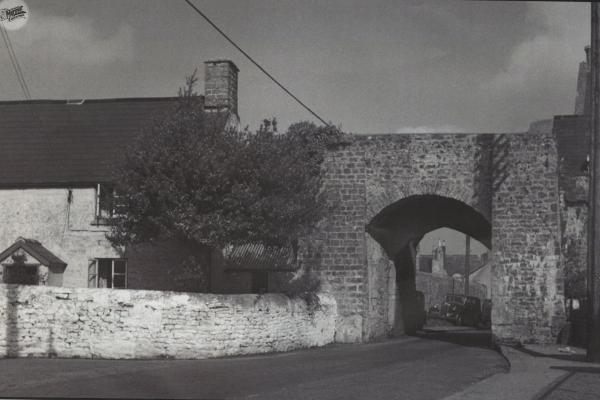 chs09381 South Gate 1953.jpg