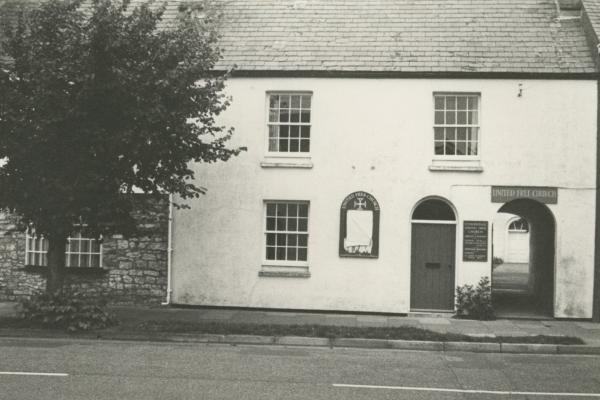 chs09442 x046 21 Westgate and Ramoth chapel entrance 1981.jpg