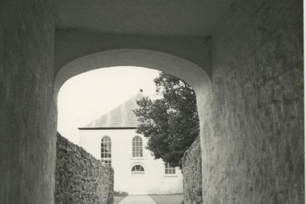 chs09443 x046 Ramoth chapel entrance 1981.jpg