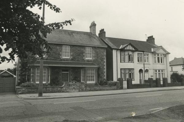 chs09454 x046 The Old Manse Millville and Glenville 1981.jpg
