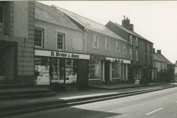 chs09464-10 x046 Eastgate 1981.jpg