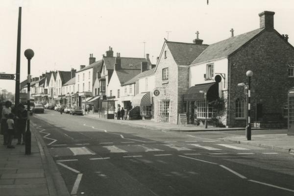 chs09472-1 x046 High Street north side 1981.jpg