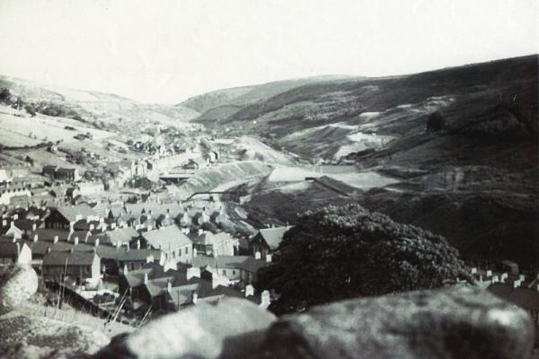 BG__000030.jpg