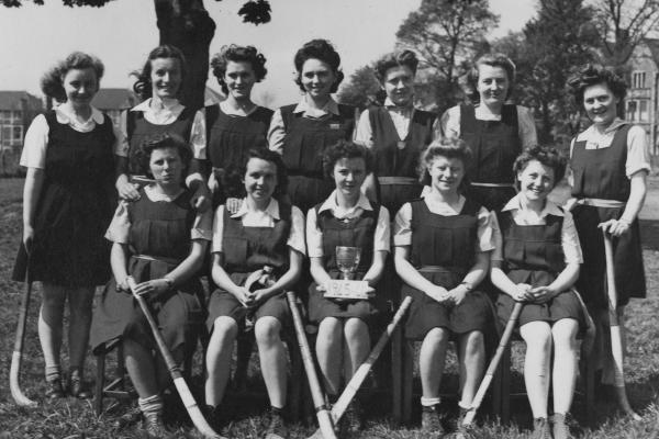 Cardiff University Hockey Team 1945-6.jpg